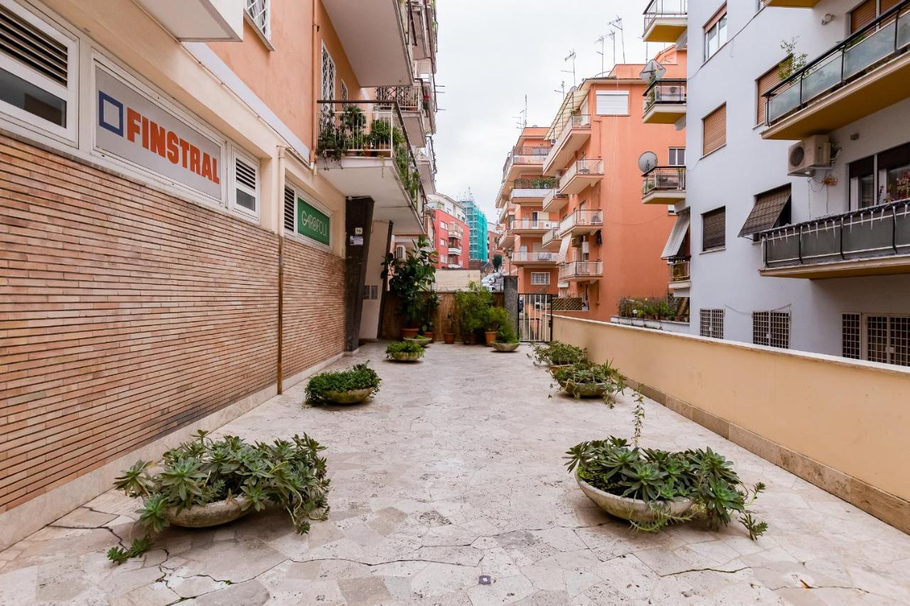 96 Degli Ubaldi Charming Suite Рим Экстерьер фото