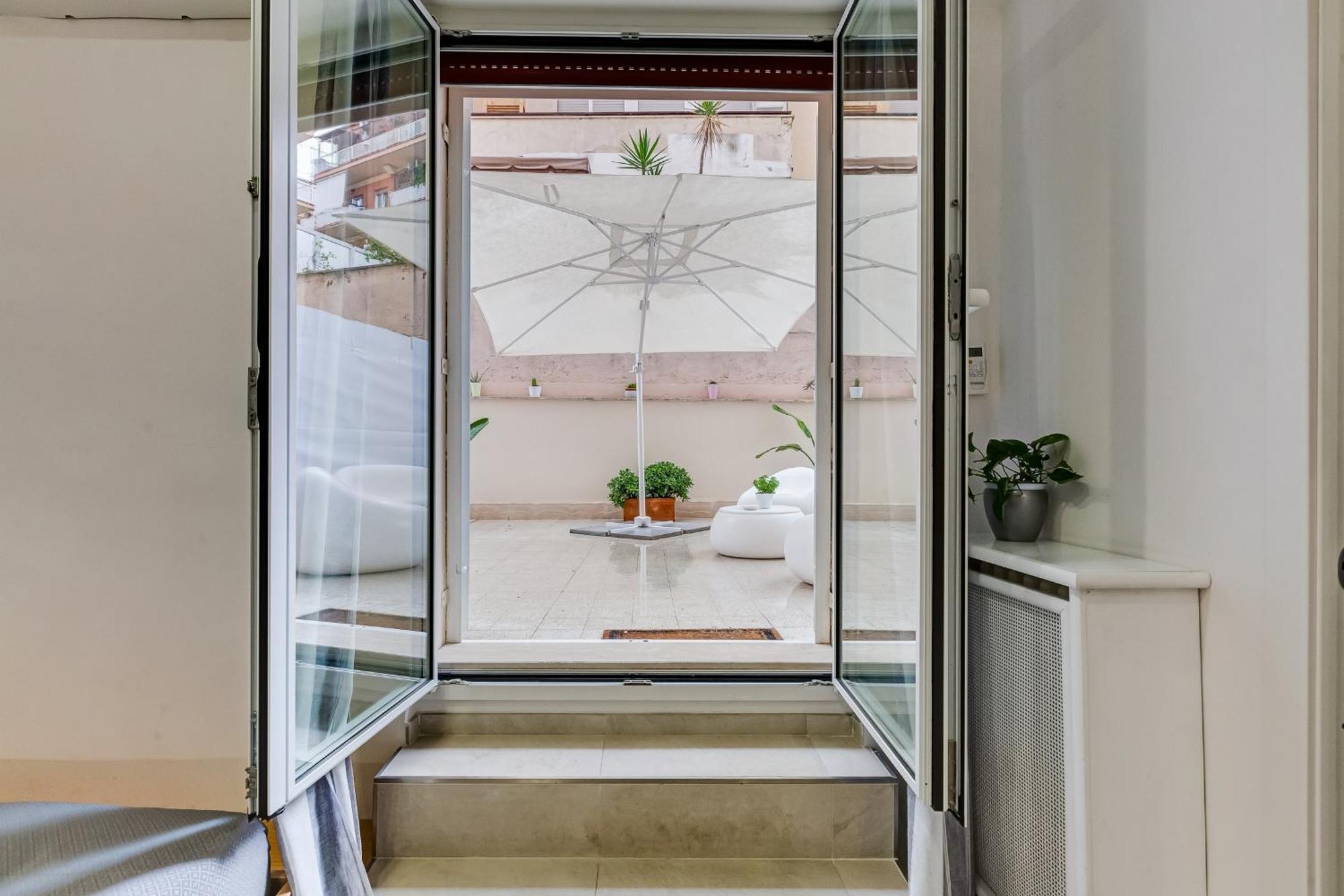 96 Degli Ubaldi Charming Suite Рим Экстерьер фото